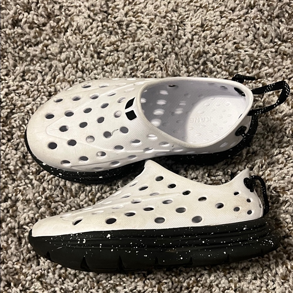 Boys Kane recovery sneakers